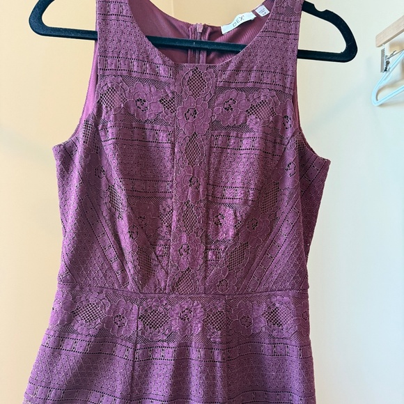 Dex Burgundy Lace Dress - Picture 2 of 3